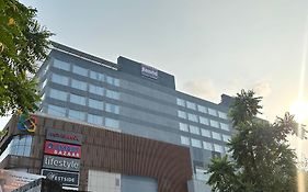 Hometel Alambagh Lucknow - A Sarovar Hotel